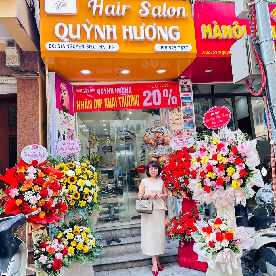 Tuyển dụng thợ làm tóc, hóa chất
