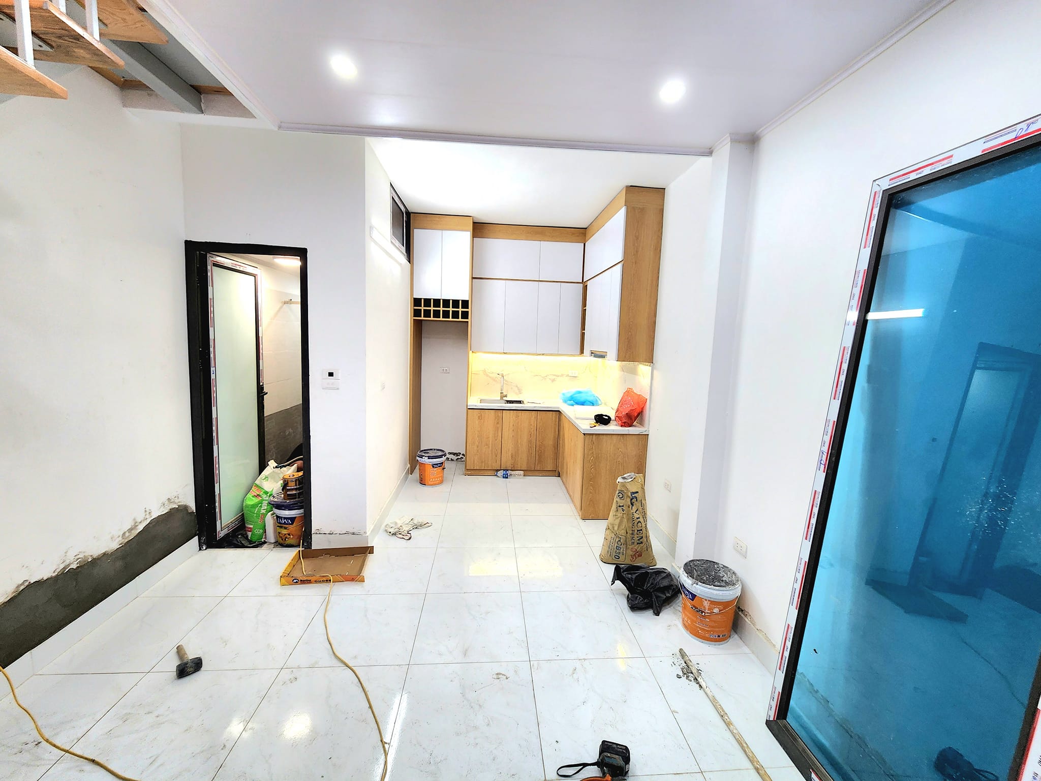 Trợ Lý Dọn Dẹp Chuyên Nghiệp tại Biệt Thự Hồ Tây